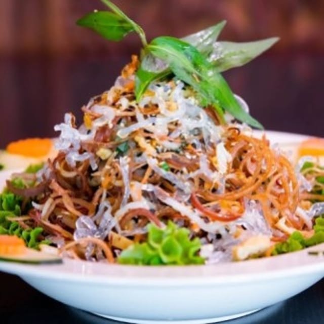16. Goi Ga Bap Chuoi - Banana Blossom Chicken Salad.