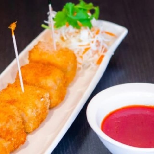 3. Ðau Hu Non Chiên Xù - Fried Young Tofu.