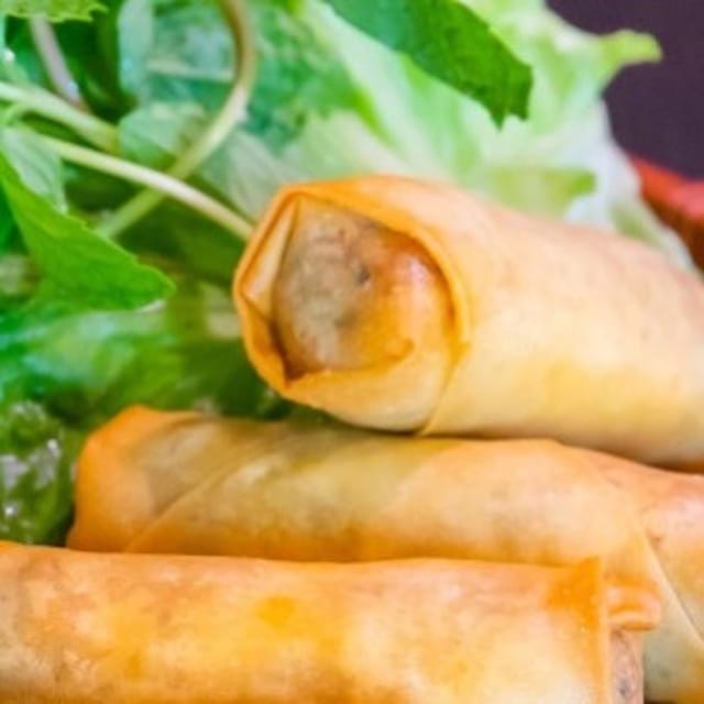 6. Cha Giò Chay - Egg Rolls.