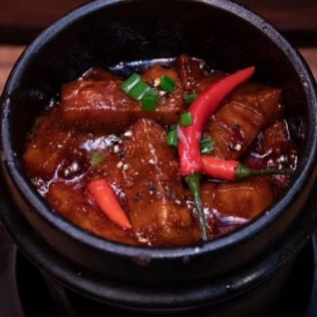 48. Thit Quay Kho To - Braised Pork.