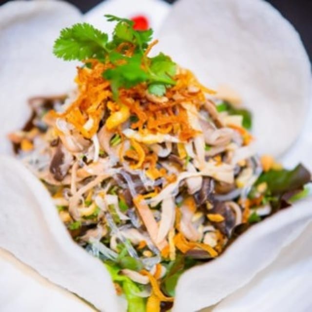 14. Goi Nam Bao Ngu - Oyster Mushroom.